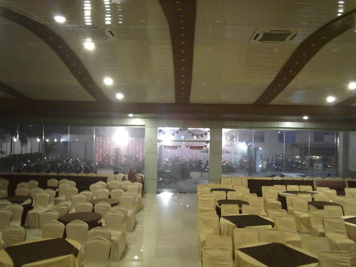 Hotel Kdm Palace Begusarai Extérieur photo